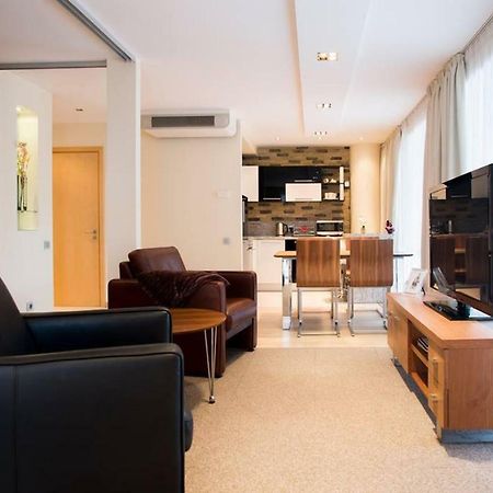 Old Riga Modern Apartment ภายนอก รูปภาพ