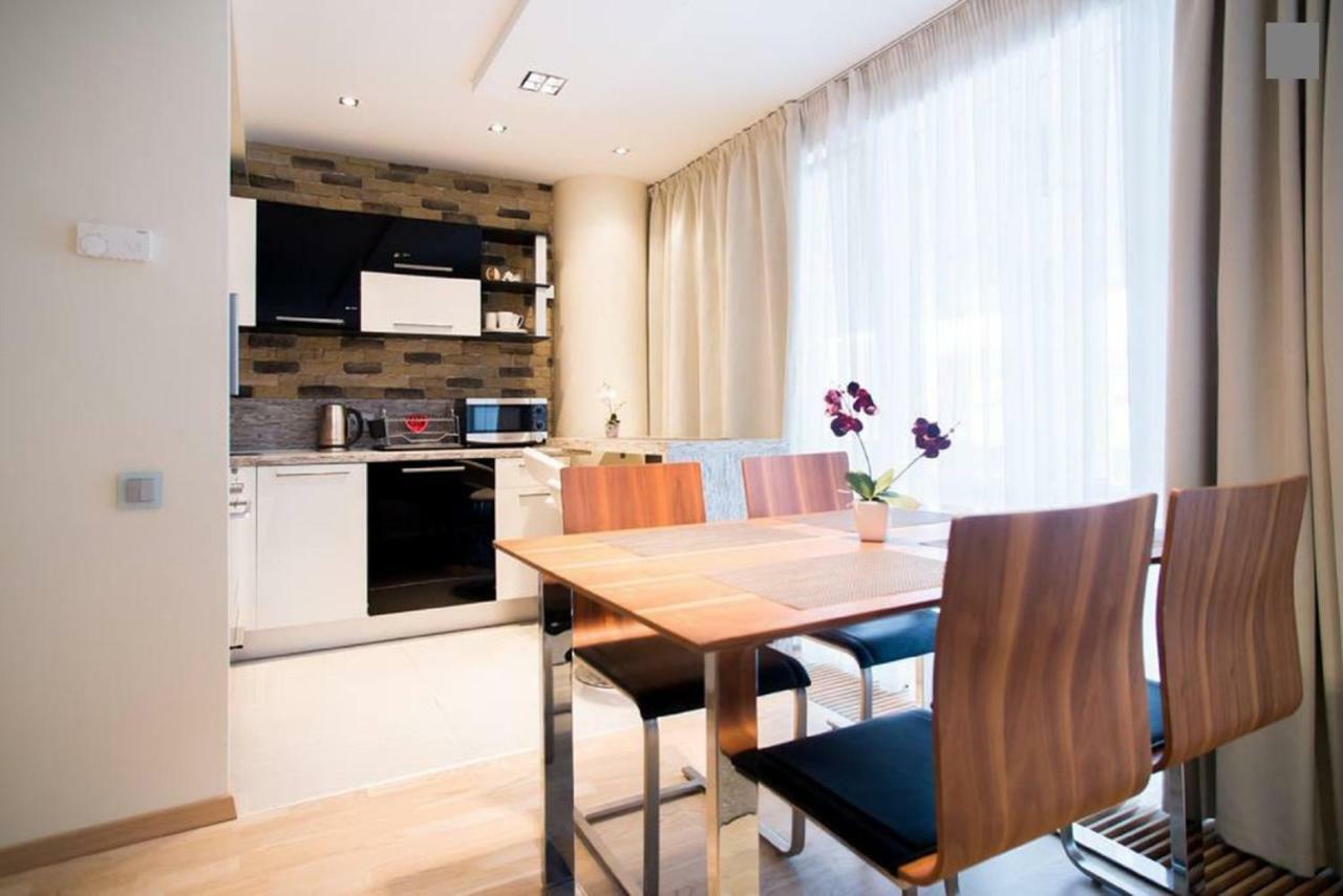 Old Riga Modern Apartment ภายนอก รูปภาพ